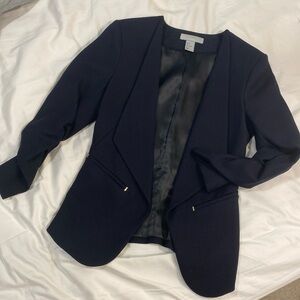 H&M Black and Gold accented front pocket mid forearm sleeve length womens Blazer